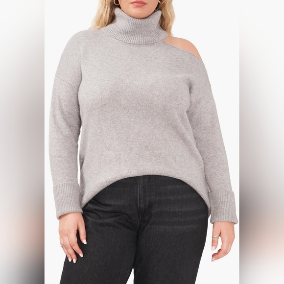 1.State Cutout Turtleneck Sweater - Picture 2 of 9